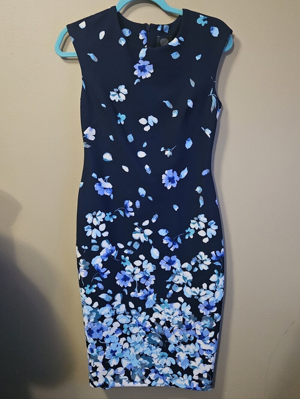 Vince Camuto Women's Size 4 Blue Floral Pencil Dress